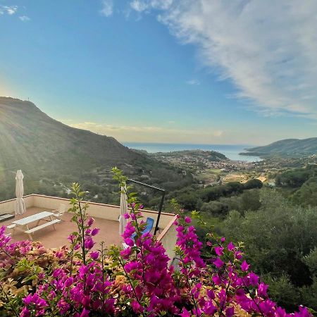 Aria Di Collina - Isola D'Elba Apartment Porto Azzurro Bagian luar foto